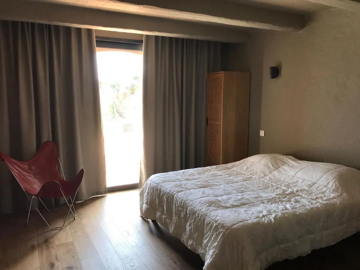 סן-מקסים Pierre Jean 1823 Villa